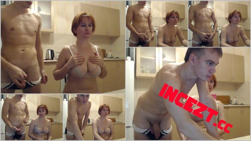 REAL Mom-Son Webcam 1 (3) [2020, INCEZT, Roleplay, Taboo, Family Sex, 480p]