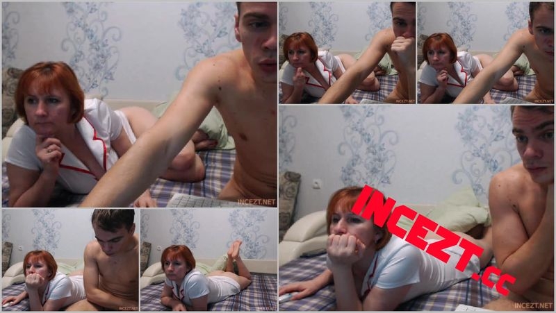 REAL Mom-Son Webcam 1 (9) [2020, INCEZT, Family Sex, Roleplay, Incest, 480p]