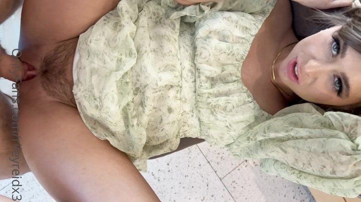 ofleak Riley Reid – Sister`s new Green Dress incest xxx video