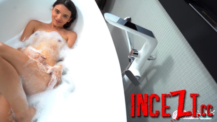 PrincessCum - Ohana Petite Stepsis Gets Dirty After A Bath [incest porn brother sister]